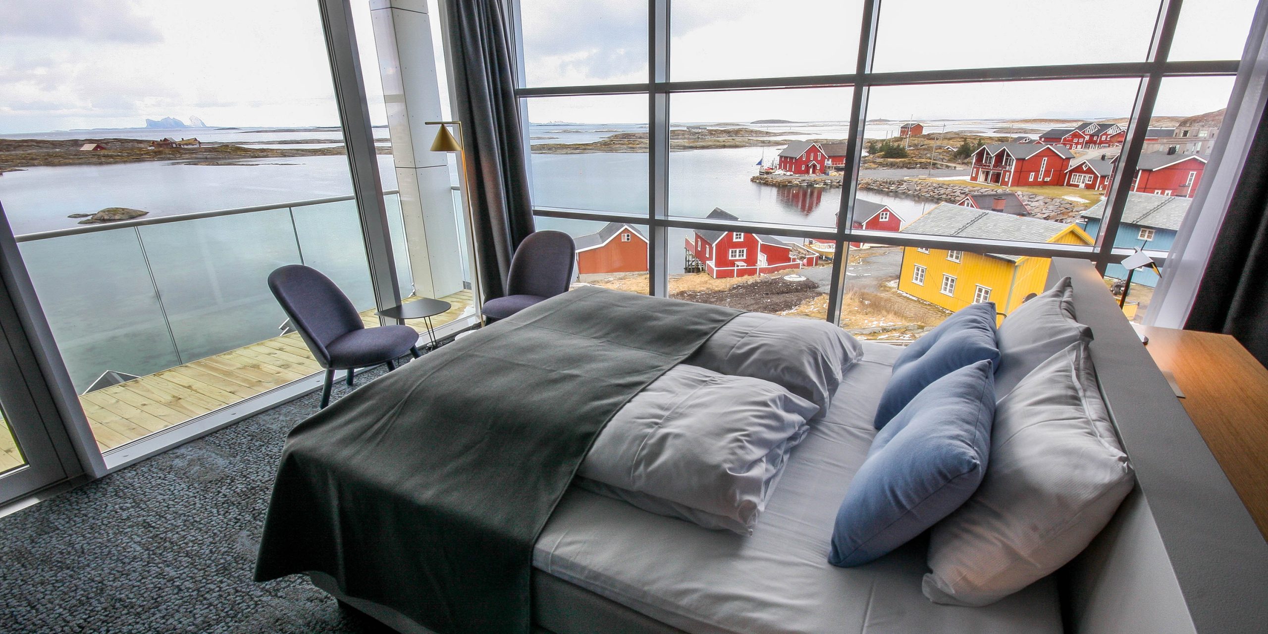 Utsikt fra rom ved Lovund Hotel